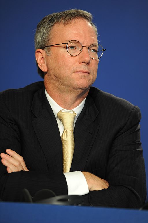 512px-Eric_Schmidt_at_the_37th_G8_Summit_in_Deauville_037