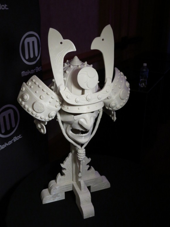 CES 2014: MakerBot Samurai Helmet