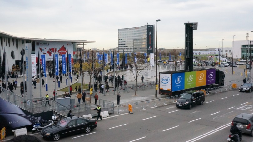 mwc 2015 featured outside