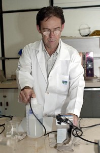 lab mice scientist