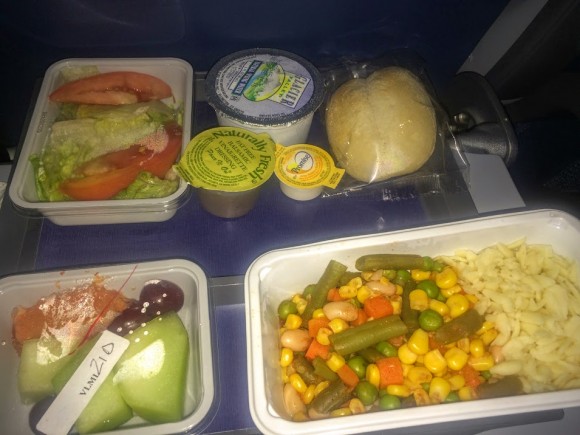 airplane food what to eat Delta inflight meal JFK-Manchester