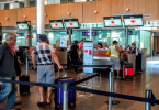 air canada line to check baggage