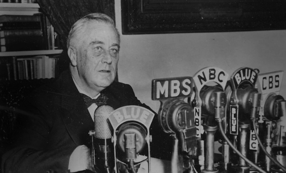 How did Trump win How FDR used radio to beat Hoover How Donald Trump used Social Media