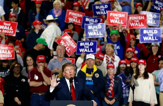 Delaware wall Trump
